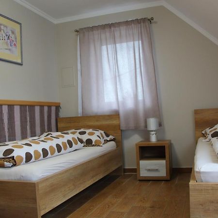 Bed and Breakfast Hegylanc Fogado Sotony Экстерьер фото