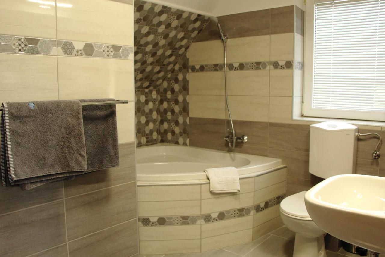 Bed and Breakfast Hegylanc Fogado Sotony Экстерьер фото